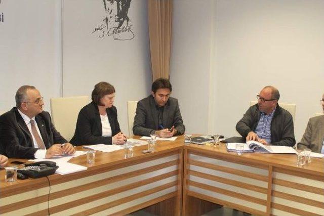 Akpınar Kahallesi Sakinleri Kentsel D&ouml;n&uuml;ş&uuml;m İ&ccedil;in Akademik Odalardan Destek İstedi 1