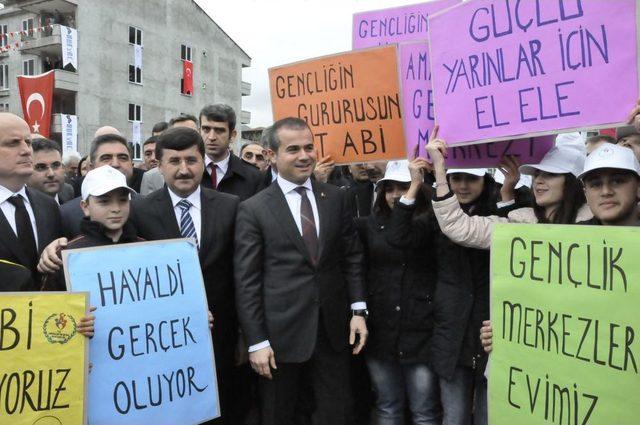 Bakan Kılı&ccedil;: İşlerimizde B&uuml;y&uuml;k Bereket Var, Yetişemiyoruz 1