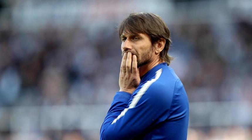 Chelsea, Antonio Conte'yi kovdu