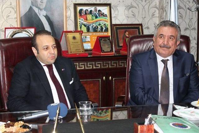 Ab Bakanı Egemen Bağış, Siirt Belediyesi ni Ziyaret Etti 1