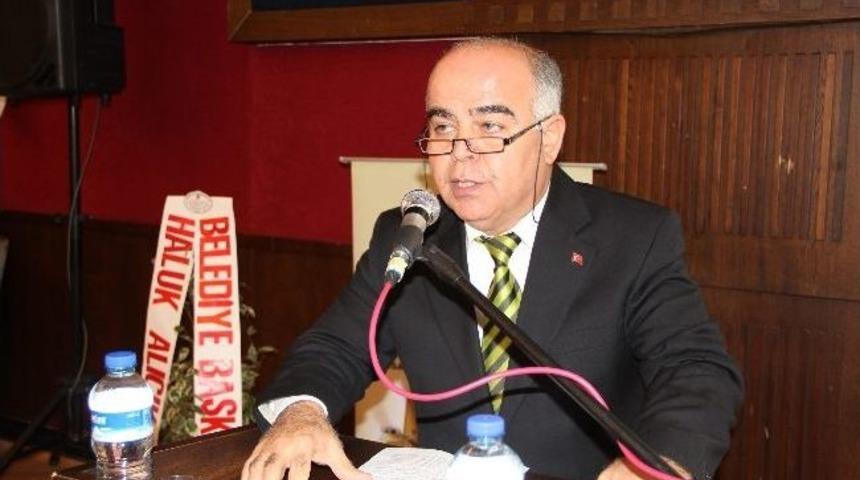 Nazillililere Yeni Ticaret Kanunu Semineri