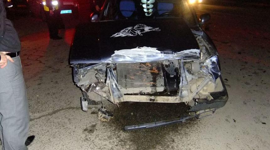 Elazığ'da Trafik Kazası: 3 Yaralı