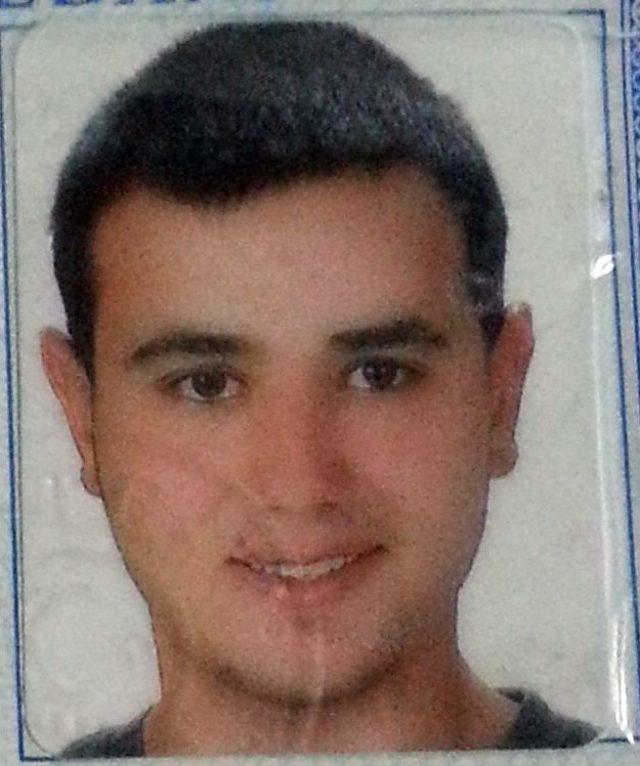 Doğum G&uuml;n&uuml;nde Arkadaşı Tarafından &Ouml;ld&uuml;r&uuml;ld&uuml; 1