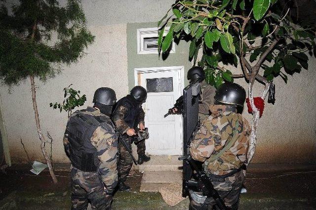 "albaylı" &Ccedil;eteye 12 Tutuklama 1