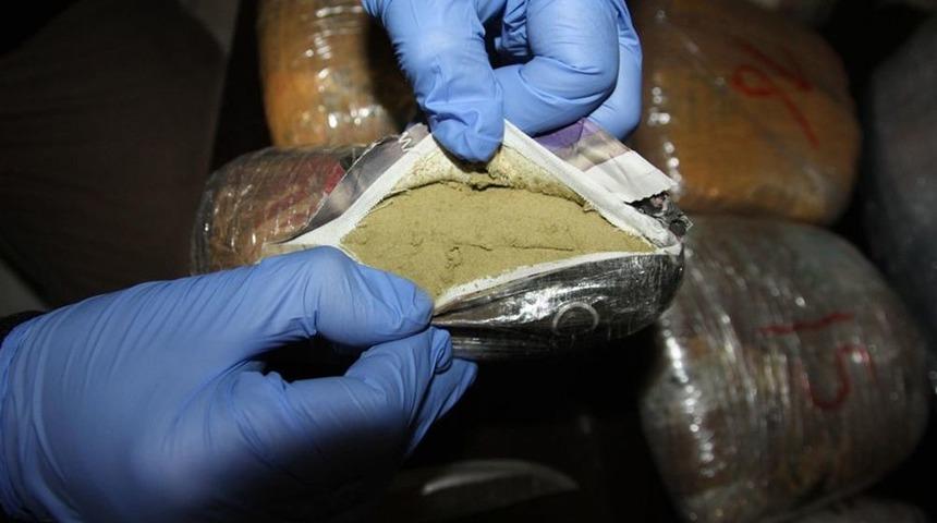 Osmaniye&rsquo;de 200 Kilo Kubar, 20 Kilo Toz Esrar Yakalandı