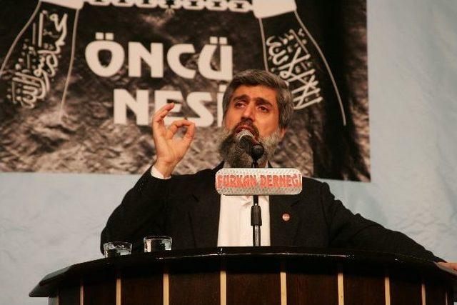 &lsquo;&uuml;mmetin Yeniden Doğuşu&rsquo; Konferansı 2