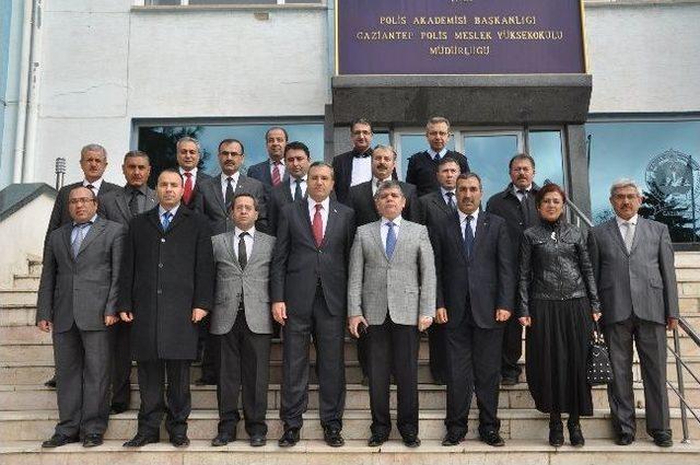 Gaziantep Polis Okulu İle Milli Eğitim’e Bağlı Okullar Ortak Projeler Yürütecek