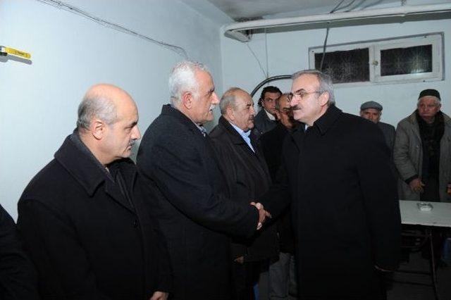 Vali Karaloğlu&rsquo;ndan Sevimli Ailesine Taziye Ziyareti 1