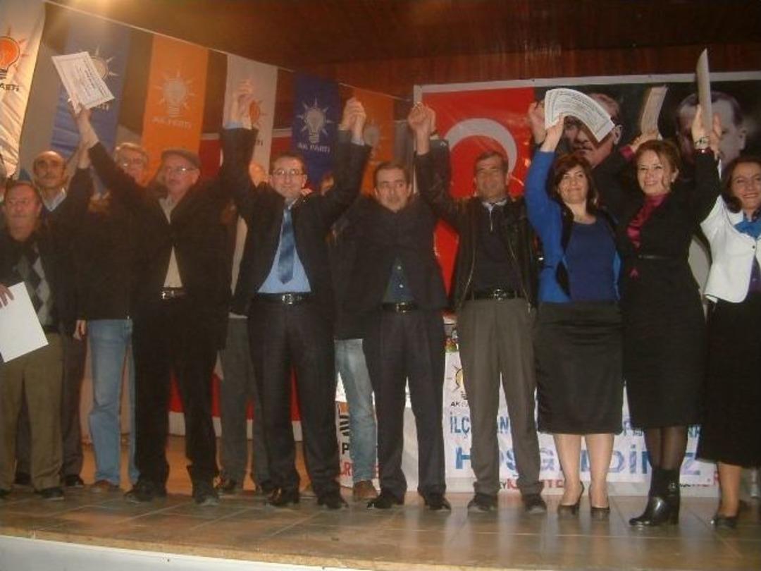 Burhaniye&rsquo;de Ak Parti Coşkusu