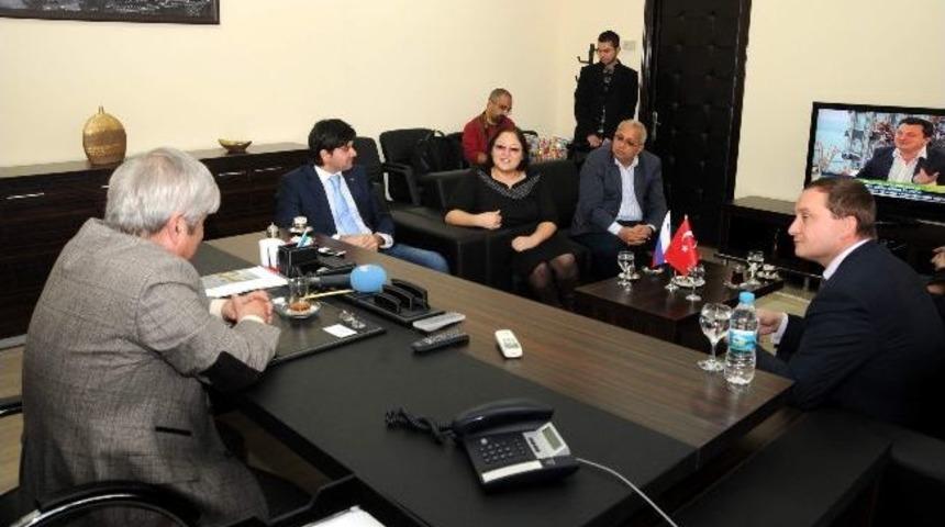 Rus Milletvekillerinden Başkan Akaydın&rsquo;a Ziyaret