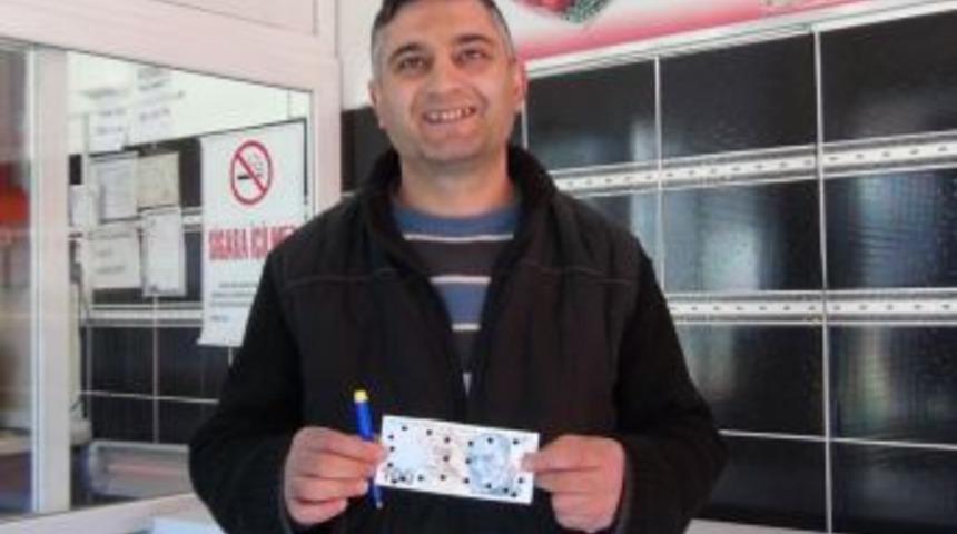 Kalpazanlar, Sahte 100&rsquo;l&uuml;k Banknotlarla 30 Esnafı Dolandırdı