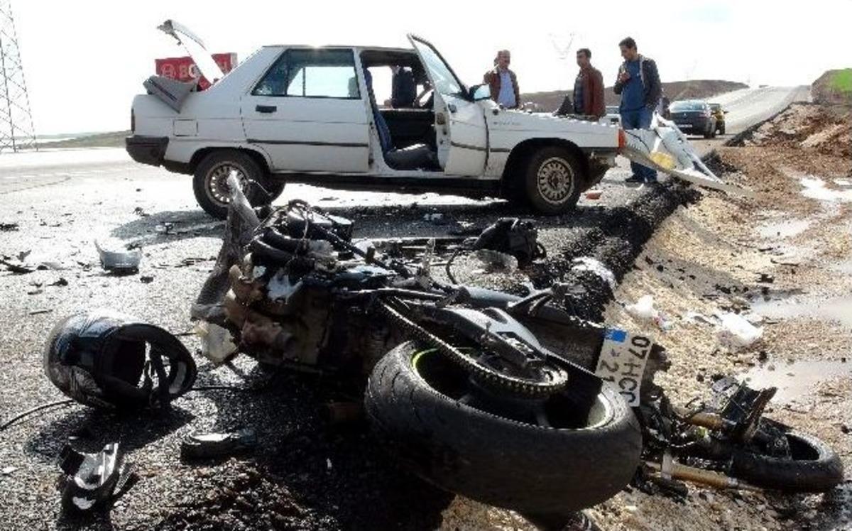 Kazada can pazarı: 1'i ağır 4 yaralı