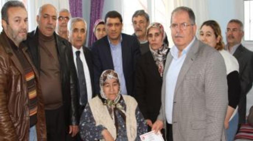 AK Parti, Kozan'daki Engellilere Sahip &Ccedil;ıktı