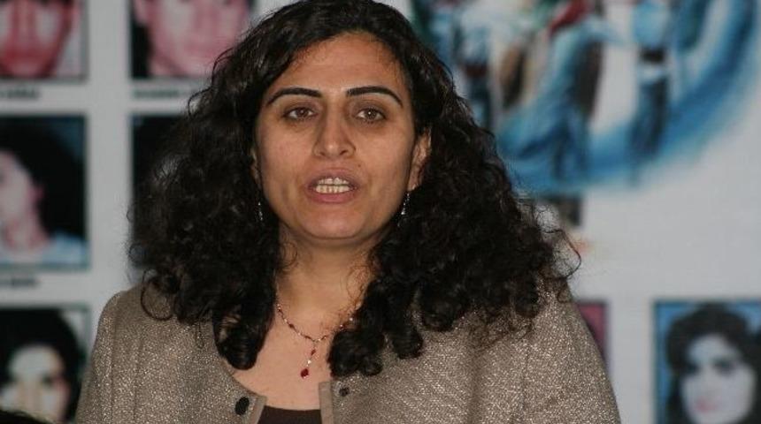 Bdp Milletvekilleri Gazetecilerin Sorularını Yanıtladı