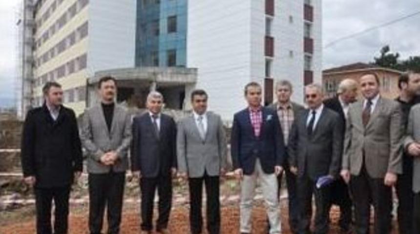 Bakan Kılı&ccedil; &Ouml;ğrenci Yurdu İnşaatını İnceledi