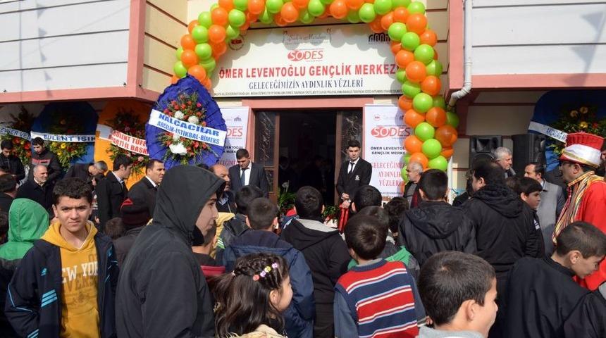 Gen&ccedil;ler, Sportif Ve K&uuml;lt&uuml;rel Faaliyetlerle Zararlı Alışkanlıklardan Korunacak