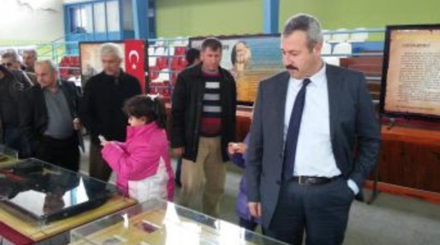 MHP'liler, &Ccedil;anakkale Savaş Malzemeleri M&uuml;ze'sini Ziyaret Etti