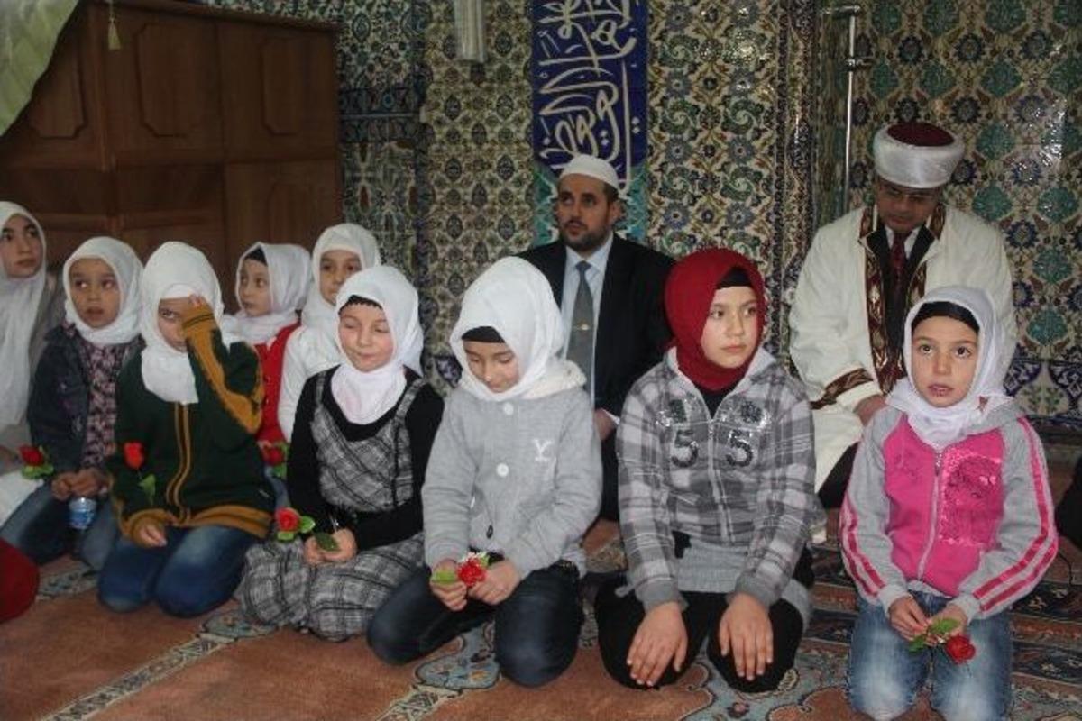 Kdz. Ereğli&rsquo;de Yarıyıl Tatilinde 5 Vakit Camiye Gelen &Ouml;ğrenciler &Ouml;d&uuml;llendirildi