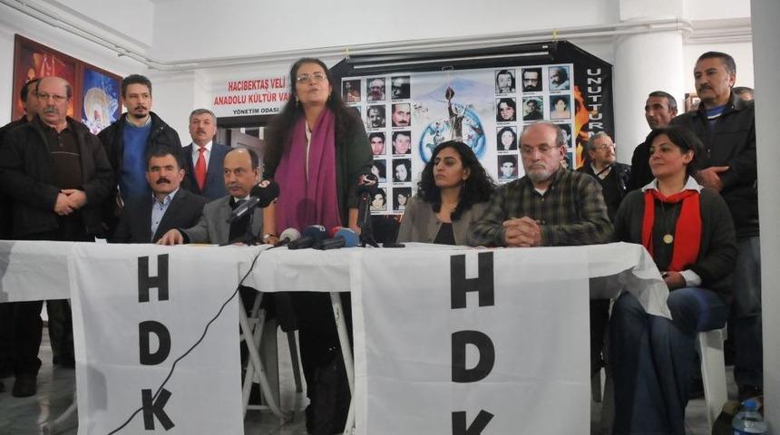 BDP'li Tuncel: B&uuml;t&uuml;n Partilerin, Yeni Anayasa S&uuml;recine Dahil Olmaları Gerekiyor