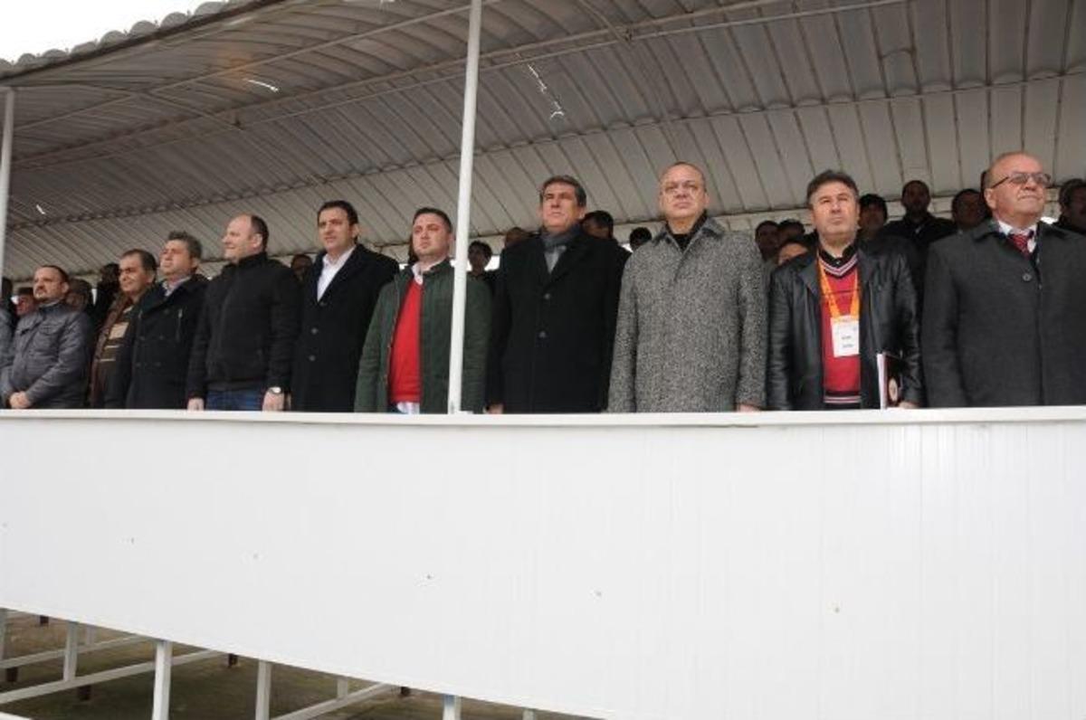 Manisa Belediyespor Lideri Ge&ccedil;emedi