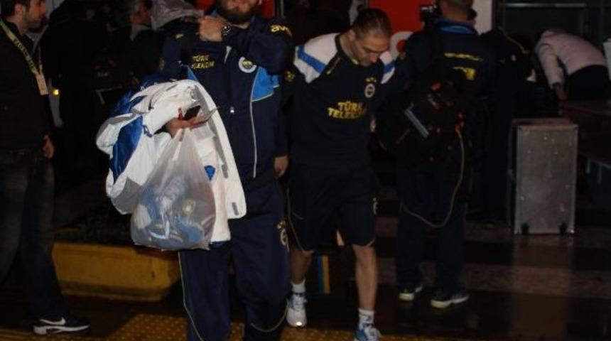 Fenerbah&ccedil;e Trabzon&rsquo;dan Ayrıldı