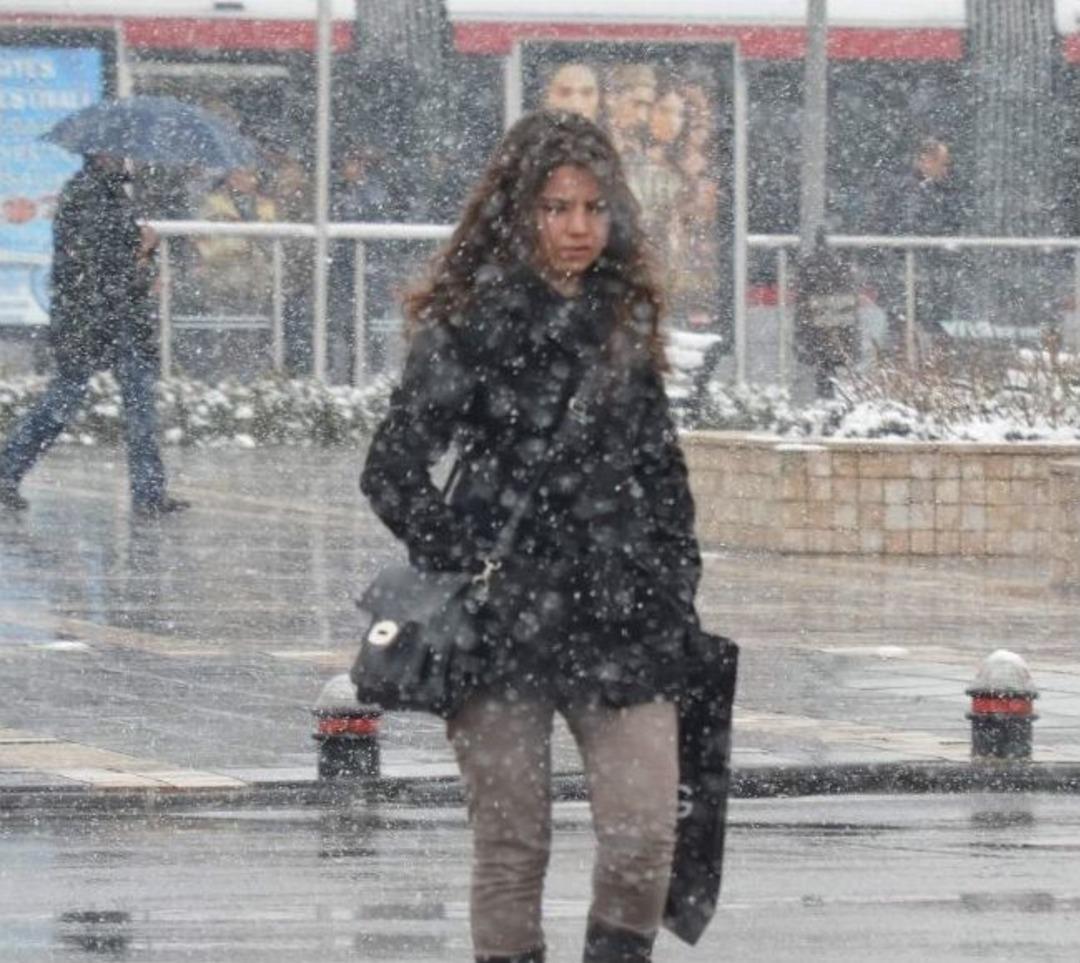 Kayseri&rsquo;de Kar Yağışı Etkili Oldu