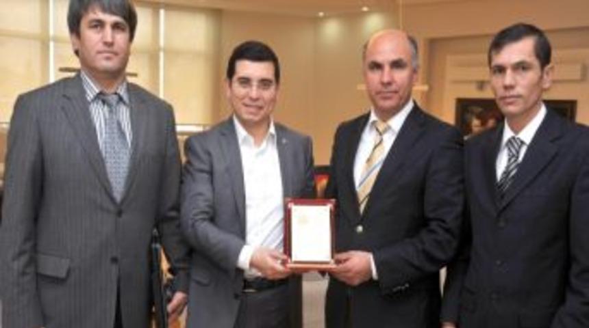 Korkuteli&rsquo;den T&uuml;t&uuml;nc&uuml;&rsquo;ye Teşekk&uuml;r