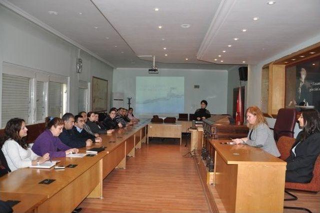 Belediye Personeline Hizmeti&ccedil;i Eğitim Semineri 1