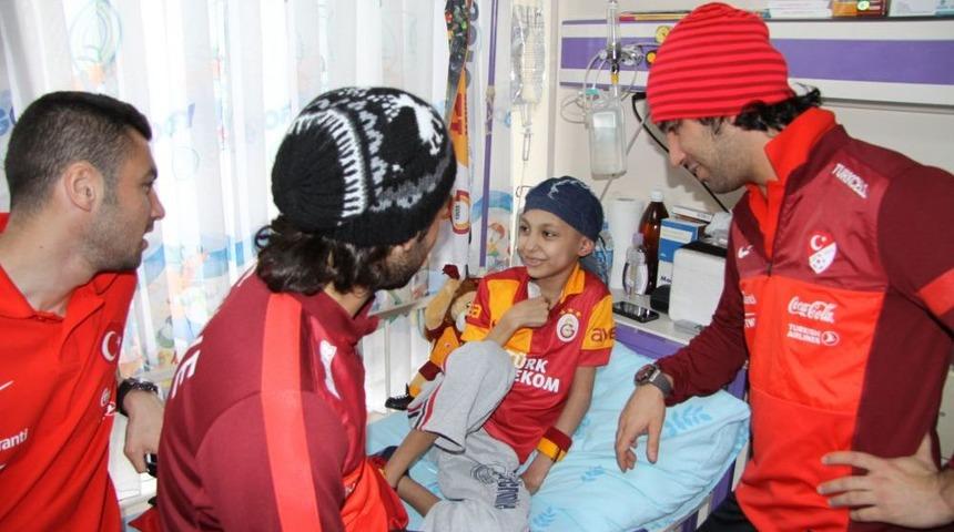 Galatasaray Taraftarı K&uuml;&ccedil;&uuml;k Tunahan Hayatını Kaybetti
