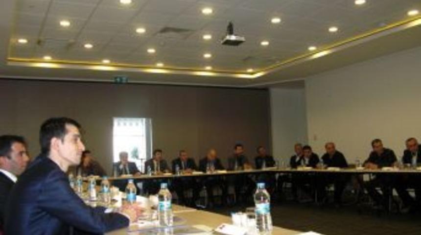 Mobilya Ve Makine-metal Işleri Sekt&ouml;rel &Ccedil;alıştayları Yapıldı