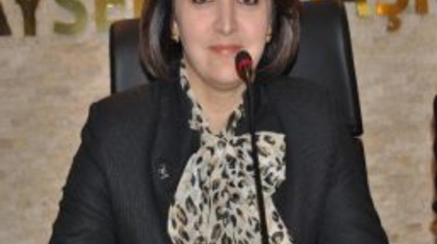 Ak Parti Kayseri İl Kadın Kolları Başkanı Venhar Pakırdaşı: