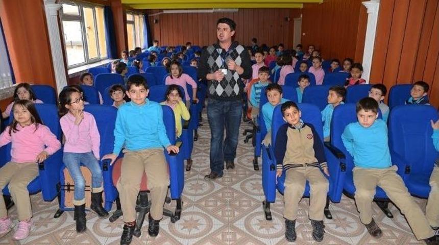 Tepebaşı Belediyesi Çocuklara Hayvan Sevgisi Aşılıyor