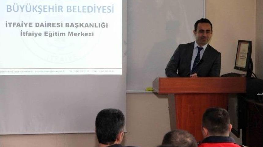 T&uuml;rkiye'nin İtfaiyesini B&uuml;y&uuml;kşehir Eğitiyor