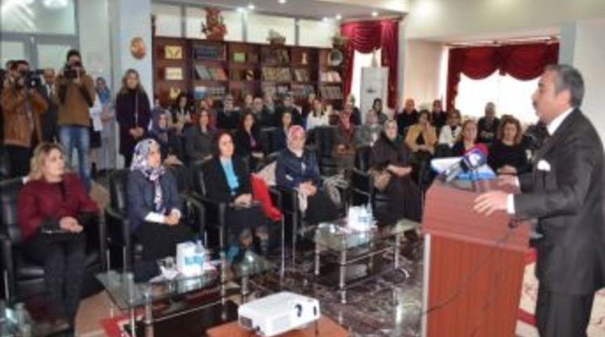 Elazığ'da G&ouml;n&uuml;l El&ccedil;ileri Ve Koruyucu Aile Toplantısı Yapıldı