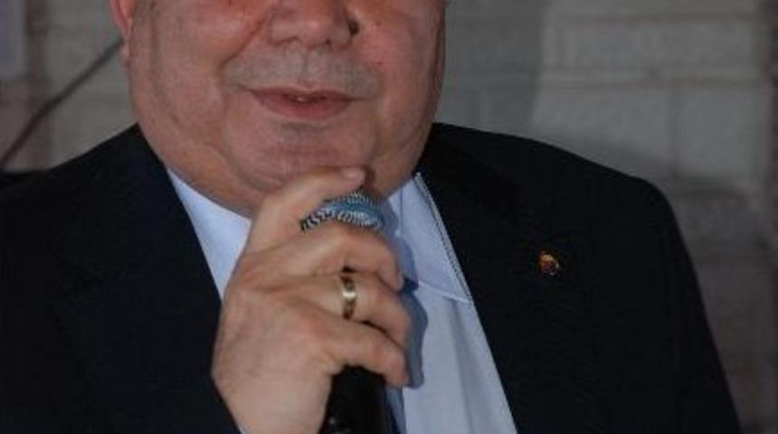 Silifkeli Kamyonculardan Ali Doğan'a G&uuml;ven