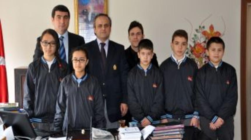 &Ouml;zel Ufuk İlk&ouml;ğretim Okulu &Ouml;ğrencilerinin Uluslararası Başarısı