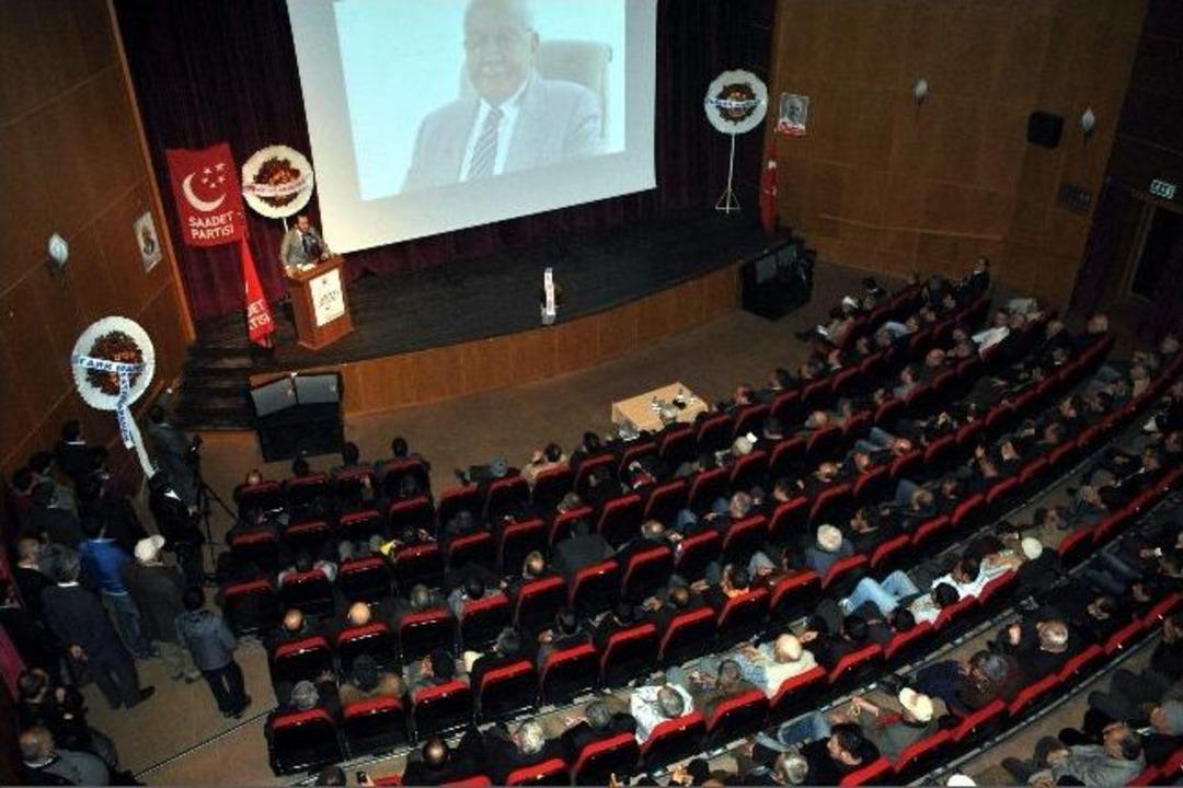 Erbakan, T&uuml;rkiye Ve D&uuml;nyadaki Gelişmeleri Aydın&rsquo;da Anlattı