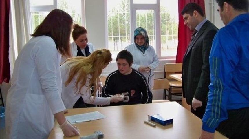 Sungurlu'daki Okullarda Sağlık Taraması Başlatıldı