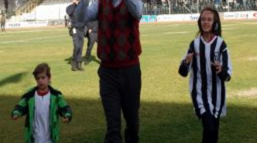 Efelere Şampiyonluğu Garantilemedikten Rahat Yok