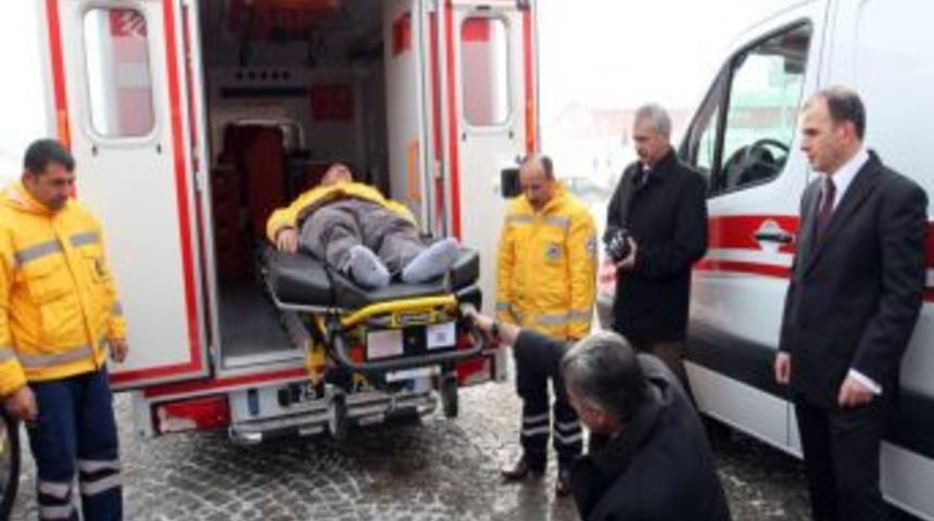 Erzurum İl Sağlık M&uuml;d&uuml;rl&uuml;ğ&uuml;, Filosuna 5 Yeni Ambulans Kattı