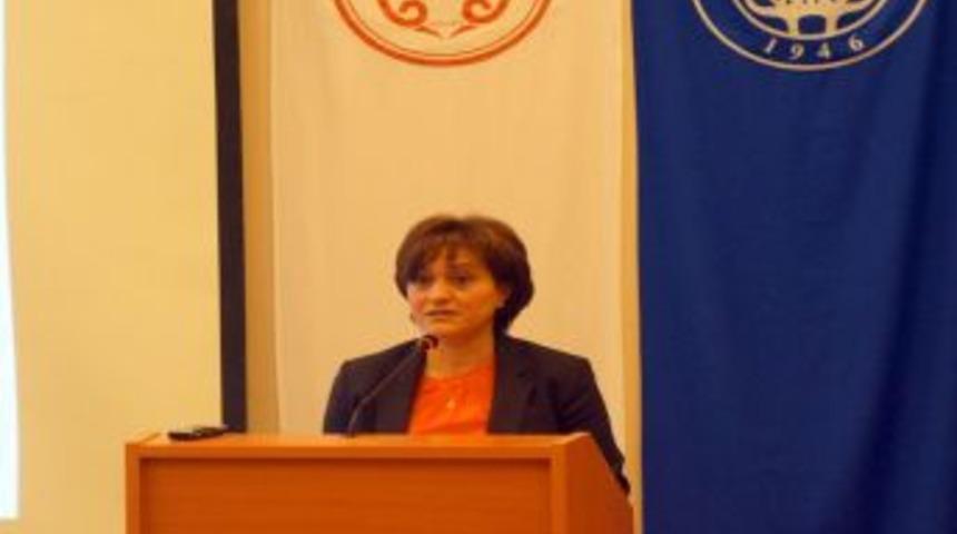 'Şiddet Uygulayanların Y&uuml;zde 40&rsquo;ı Alkol Ve Madde Bağımlısı'