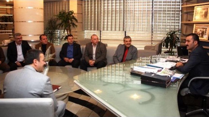 M&uuml;siad D&uuml;zce Yeni Y&ouml;netiminden Belediye Başkanı Bayram&rsquo;a Ziyaret