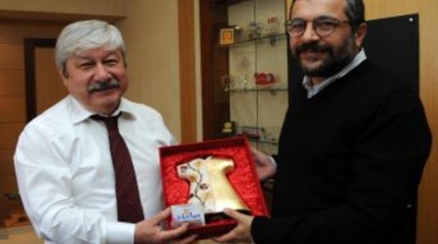 Başkan Akaydın’a Soner Yalçın’da Ziyaret