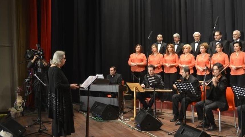 Eskişehir’de ‘geçmişten Günümüze Şarkılar Ve Tangolar’ Konseri