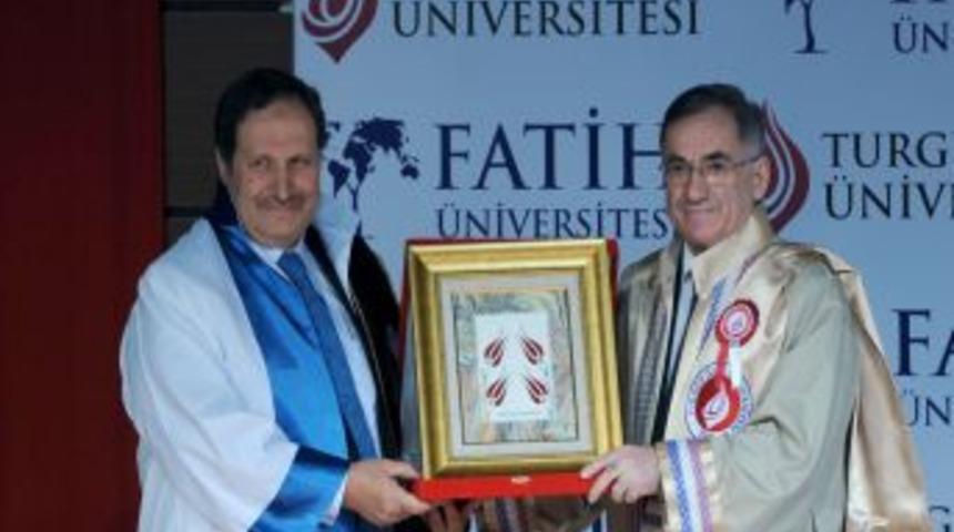 Fatih &Uuml;niversitesi, Ankara'daki Tıp Fak&uuml;ltesi'ni Turgut &Ouml;zal'a Devretti