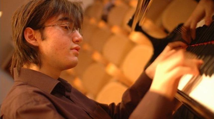 &Ouml;d&uuml;ll&uuml; Gen&ccedil; Piyanistler Karşıyaka'da Sahneye &Ccedil;ıkıyor