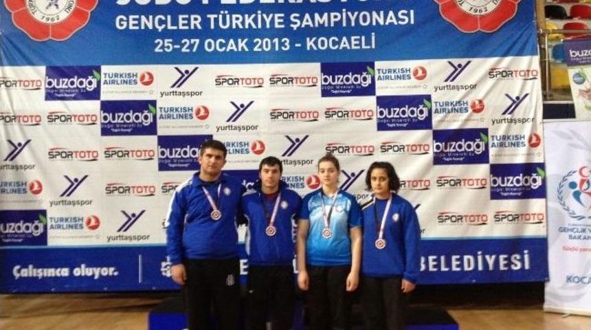Salihli Judoda Milli Takıma Abone Oldu