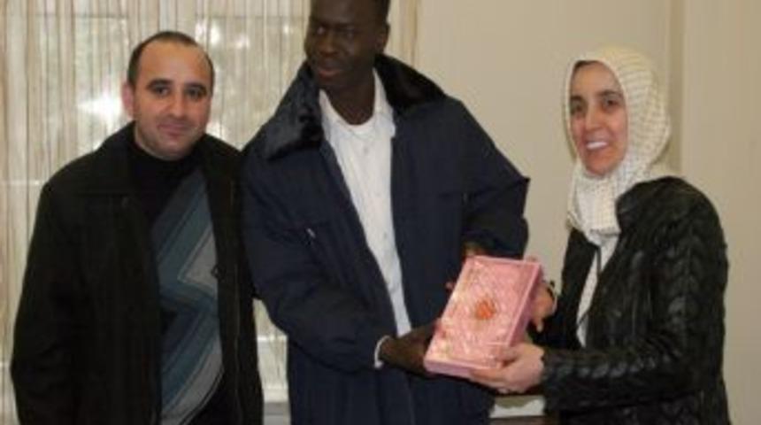 Yabancı &Ouml;ğrenciler İneg&ouml;l'de