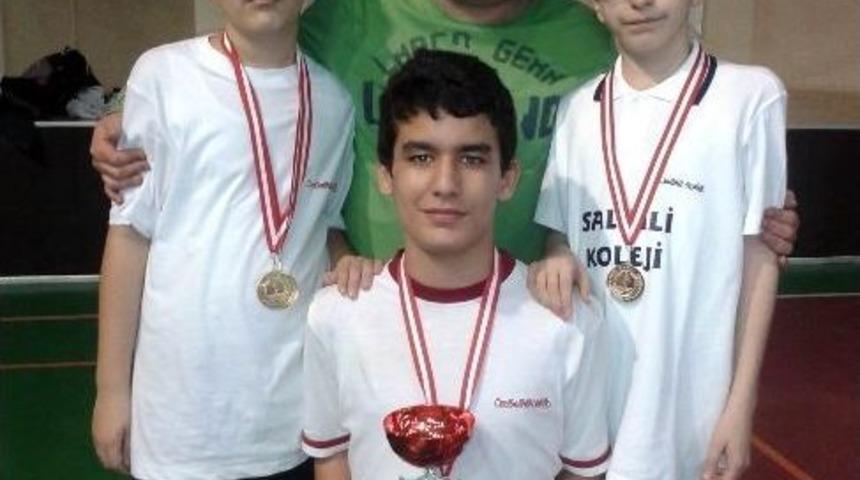 Salihli İlk&ouml;ğretim, Masa Tenisinde Manisa Şampiyonu Oldu