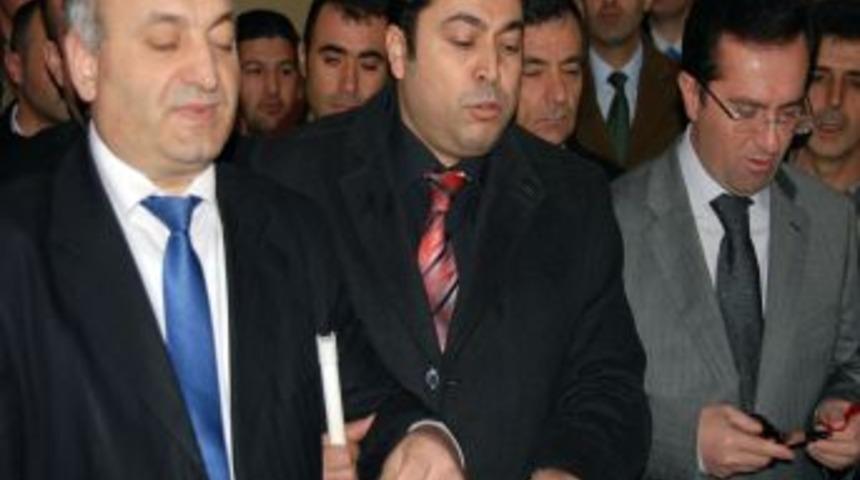 Beyazay Derneği Elbistan Şubesi T&ouml;renle A&ccedil;ıldı